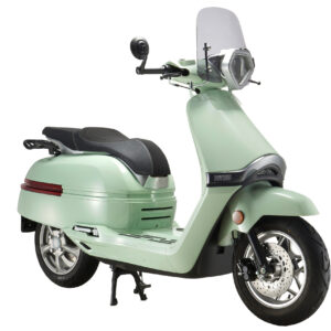 MAM-01 electric moped with 3000W motor, digital display, and long-range battery